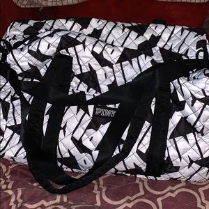 Love pink duffle bag